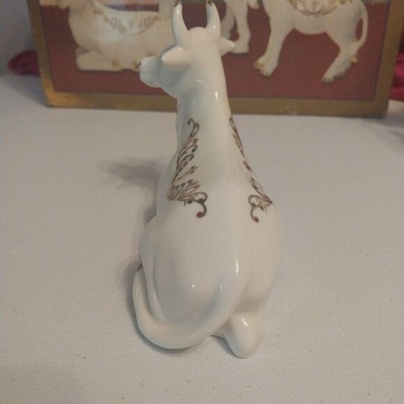 Vintage Bon Ton Jade Porcelain Nativity Animals Camel Cow Donkey Christmas Set 3 - Picture 8 of 16